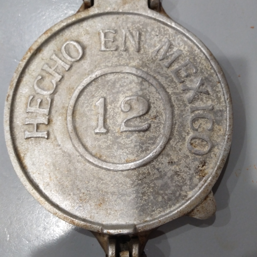 Vintage Tortilla Press